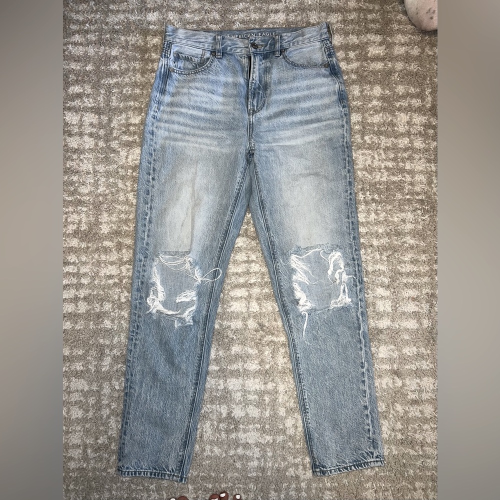 American Eagle Mom Jeans